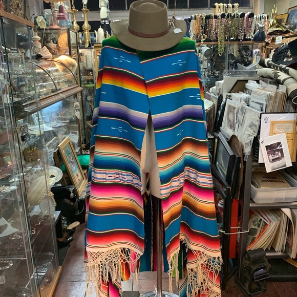 Beautiful Vintage Mexican Saltillo Serape blanket - Picture 2 of 5